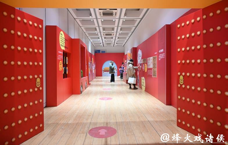 “来！听色彩讲故事”故宫教育体验展开幕